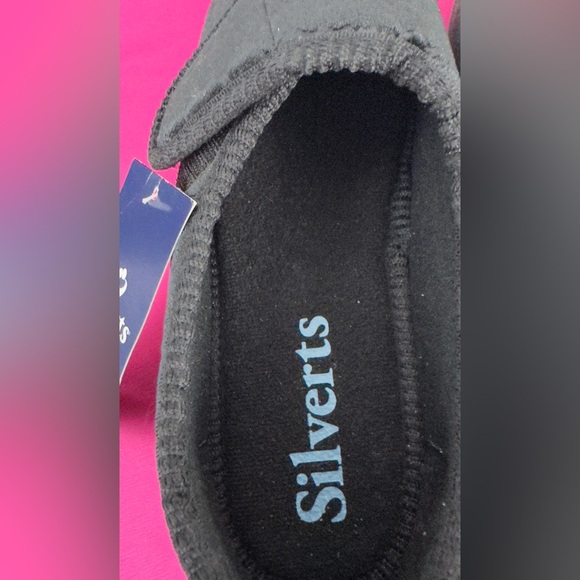 Silverts Women Extra Wide Easy Closure Comfort Slipper Black Animal Print 8 NWT - Picture 10 of 13